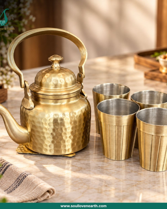 Royal Hammered Brass Tea Kettle with 4 Stainless Steel Cups