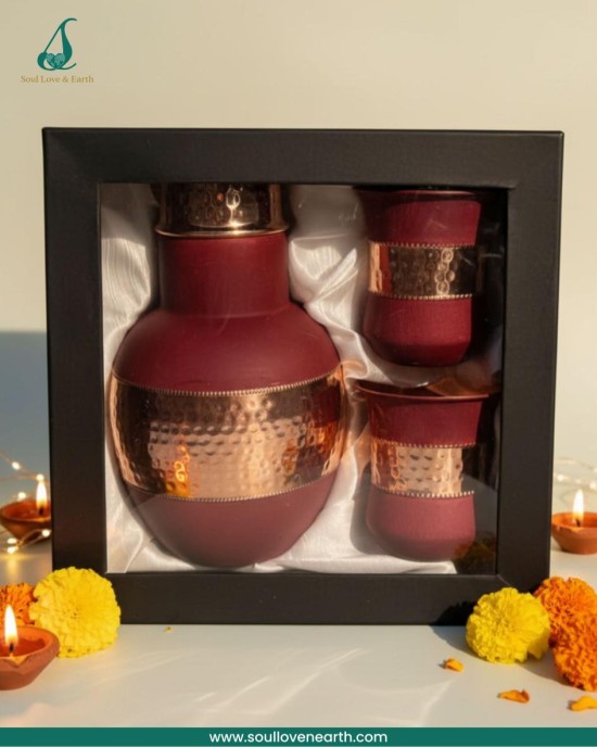 Red damru shape gift set