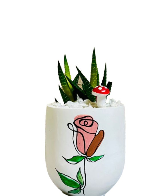 Heartwarming Floral Pot ( Rose Day )