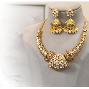Royal Essence Kundan Necklace Set