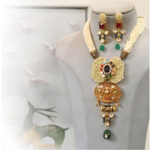 Royal Essence of Pearl and Meenakari Necklace Set