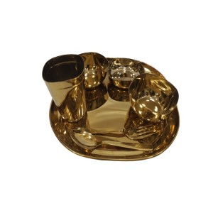 Pure brass heavy shining 6 piece plate set , 1glass , 1 halva plate, 2 sabji katori , 1 spoon 1 plate (SET OF 1)